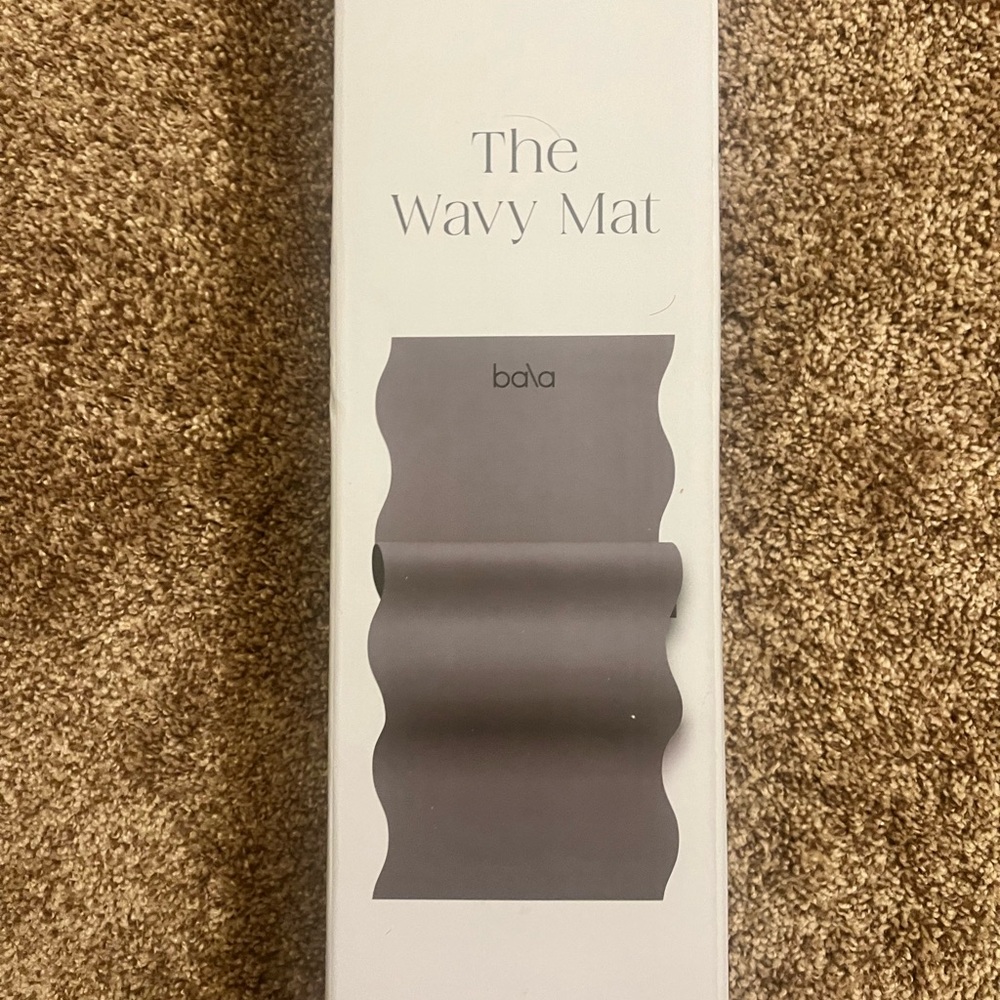 Bala Wavy Mat in Charcoal